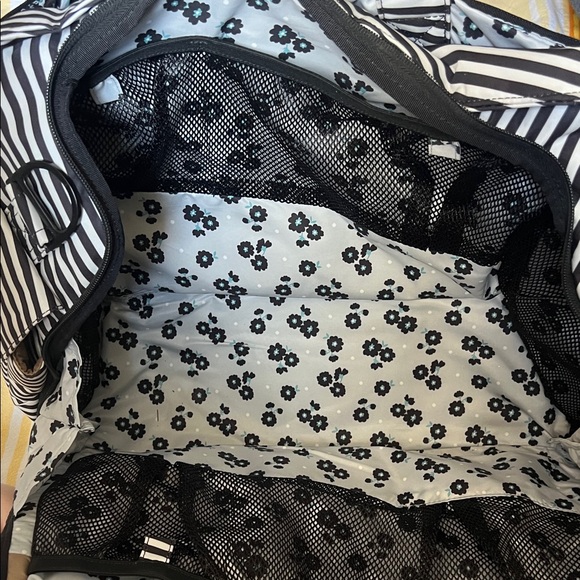 Stylish Black and White Striped Women's Bag - Picture 5 of 10